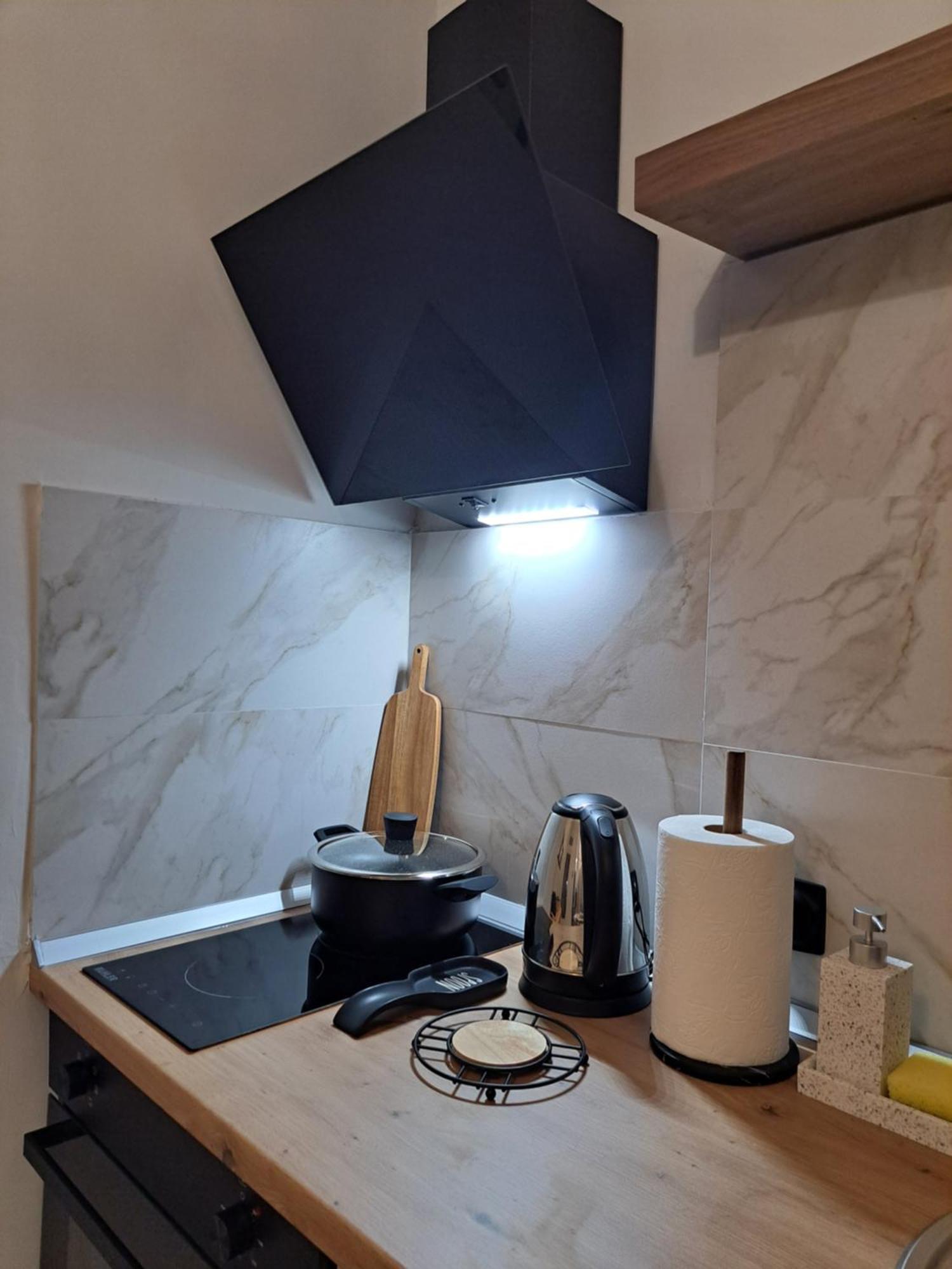Stylish City Center Apartment Serres Eksteriør billede