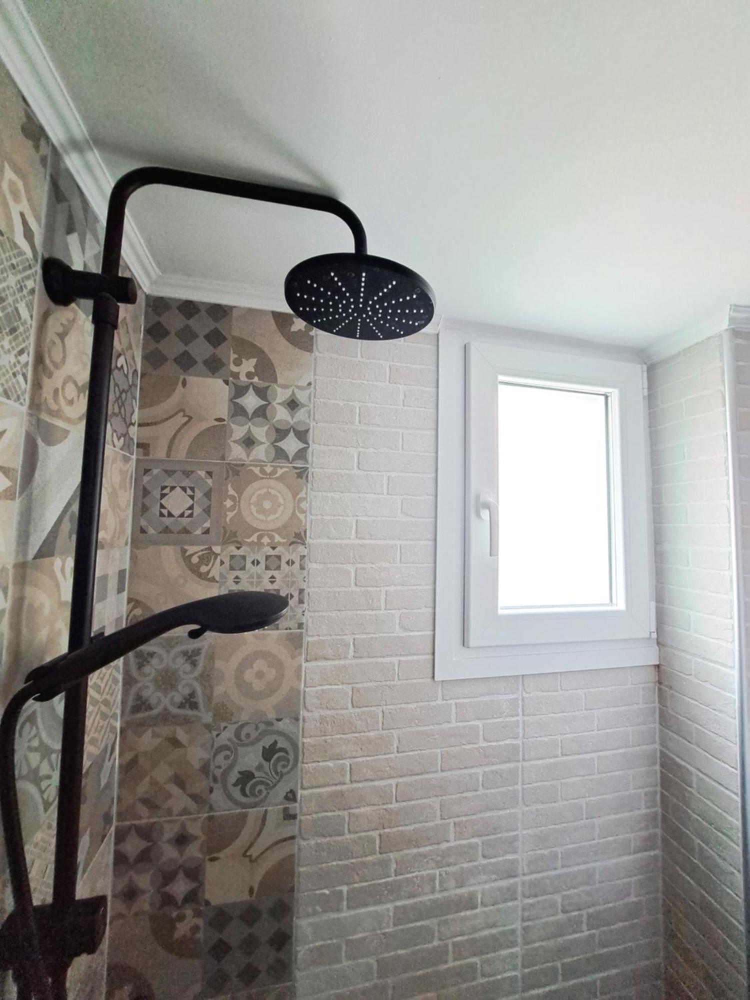 Stylish City Center Apartment Serres Eksteriør billede