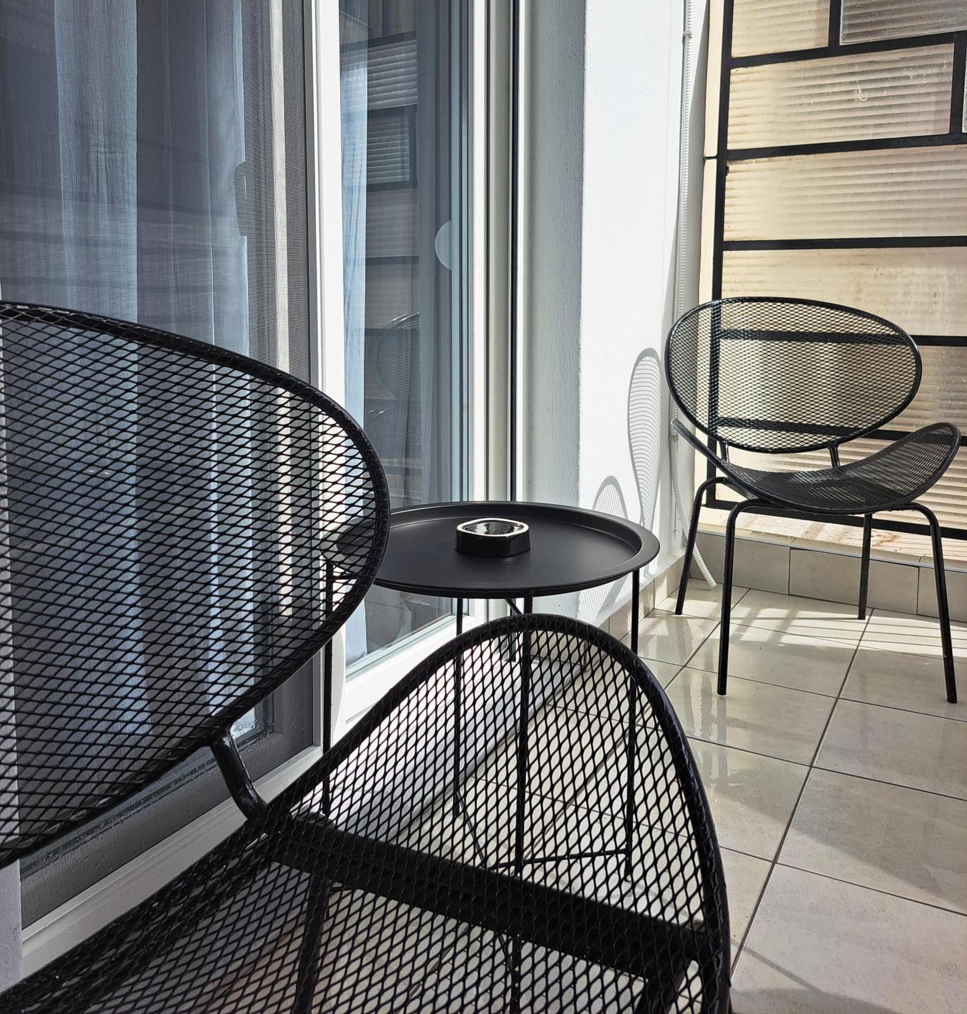 Stylish City Center Apartment Serres Eksteriør billede