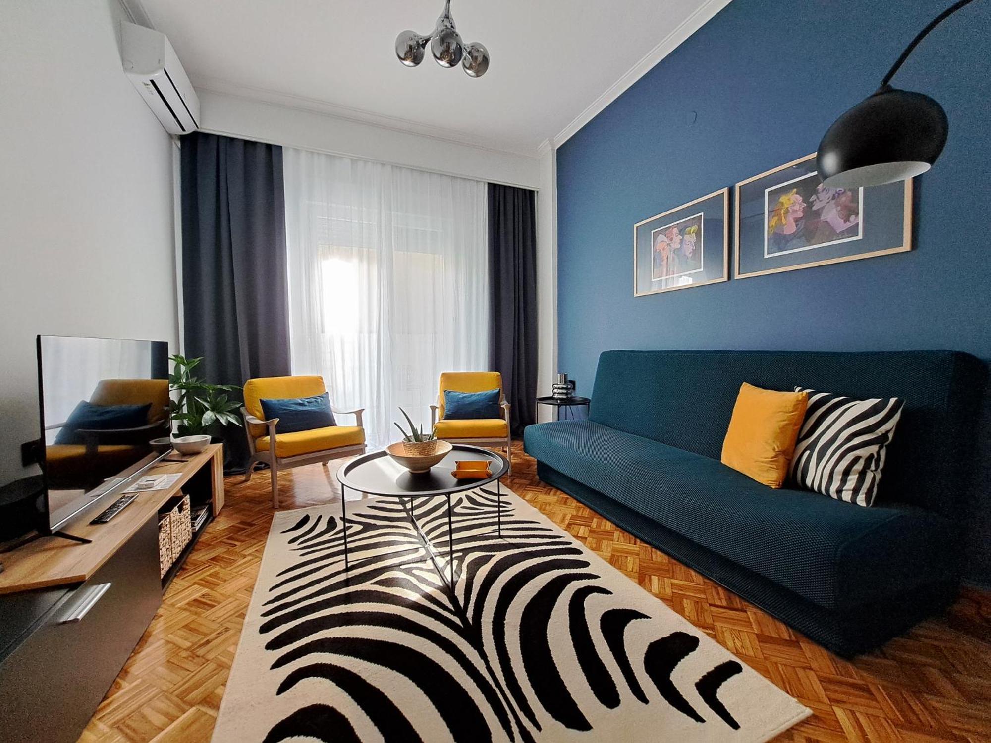 Stylish City Center Apartment Serres Eksteriør billede